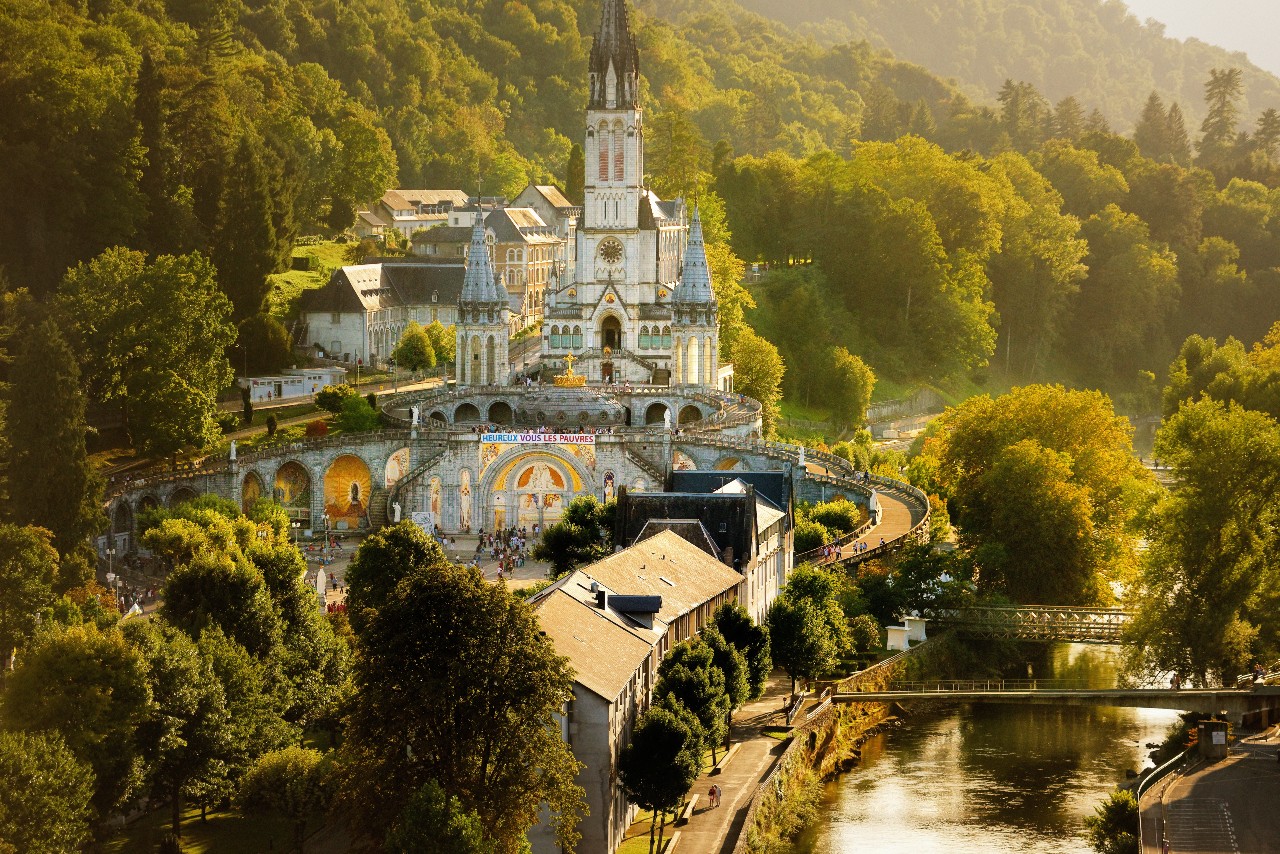 Great reasons to visit Lourdes Pyrenees